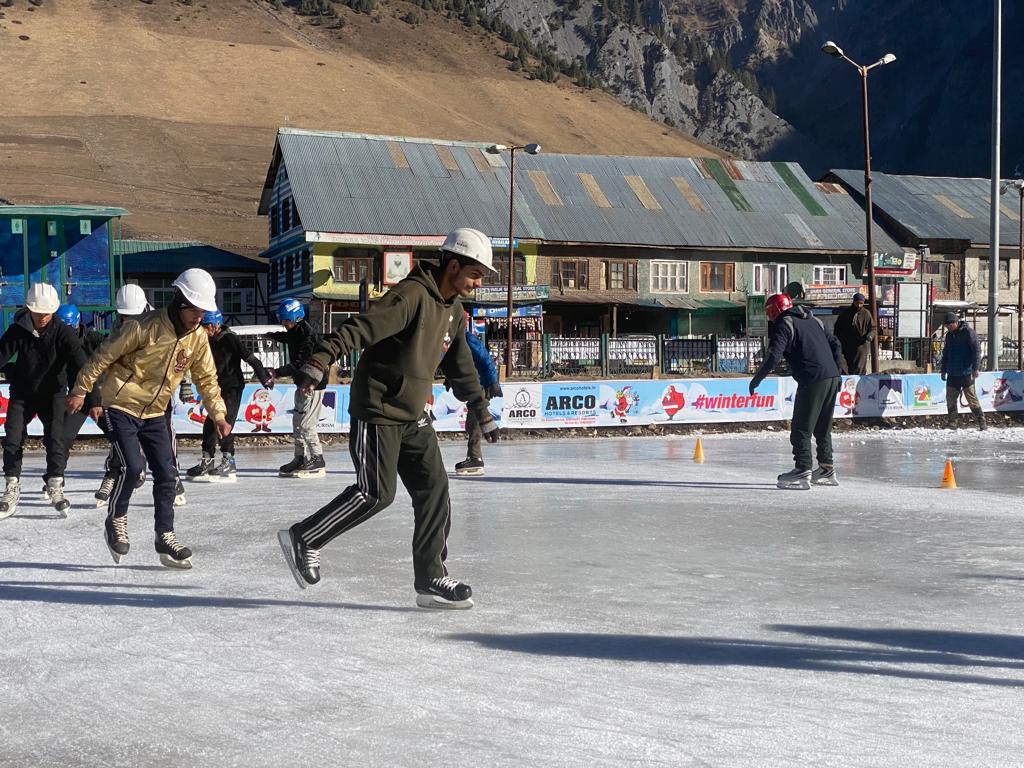 xeeshan_KAS's tweet photo. "Skating through the beauty of Sonamarg, where every glide is a dance with nature's frozen artistry."
Congratulations to @SyedAbidShah sir and @ALYASNASIR11 sir for new ice skating rink at Sonamarg. @OfficeOfLGJandK @httadventures https://t.co/ZxhbwFGLgw