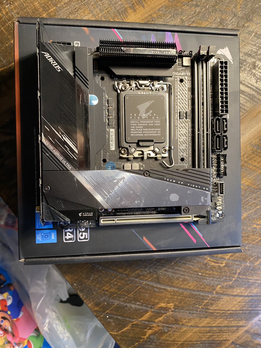 umbshow's tweet image. ITX boards are so damned cute.