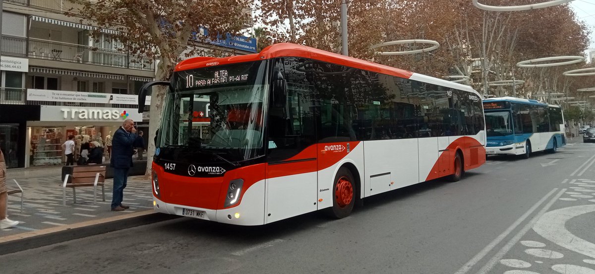 busbenidorm's tweet photo. 🚍 : 1457

🔄 : 10 : Altea
Paso: Alfaz - Albir 

♻️ Avanza Bus Benidorm https://t.co/HAkIp0f0Kb