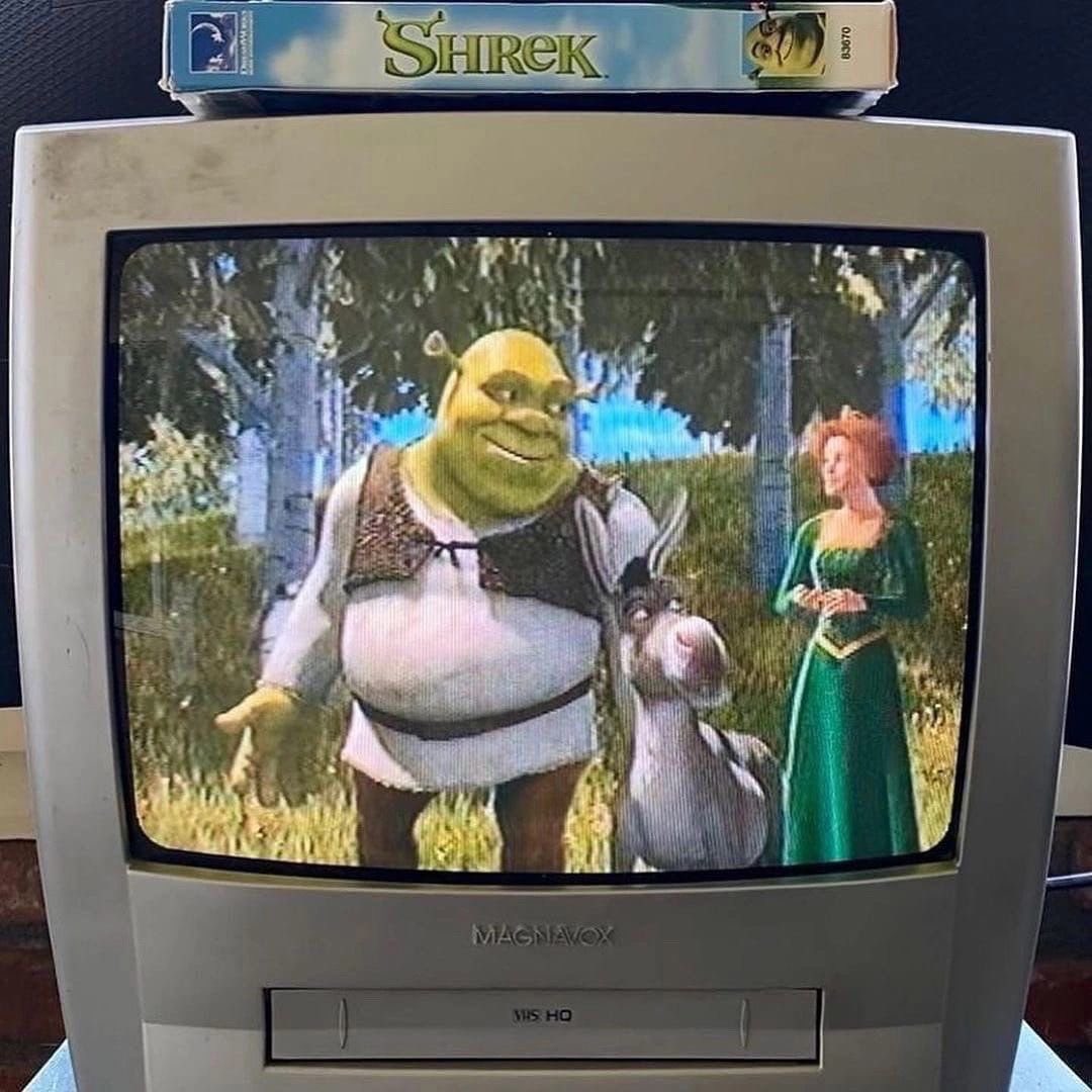 2000s tweet media