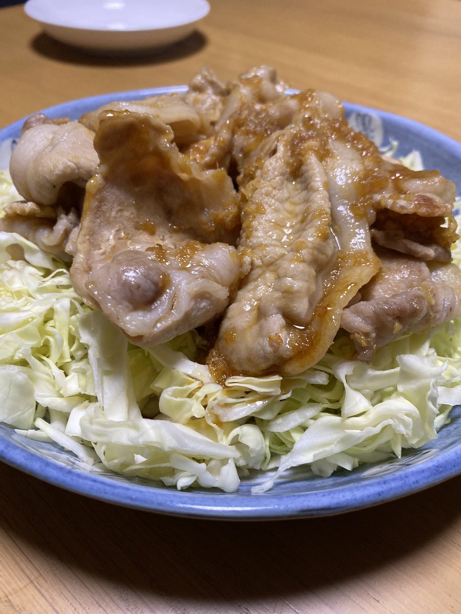 mizumotohiro's tweet photo. #晩ごはん は、#生姜焼き‼️

#おうちごはん #夕食 #夕飯 #左官
#熊本県 #熊本左官 #熊本の左官
#大津町 #塗り壁 #水島工芸社 https://t.co/4RPvZnj5sD