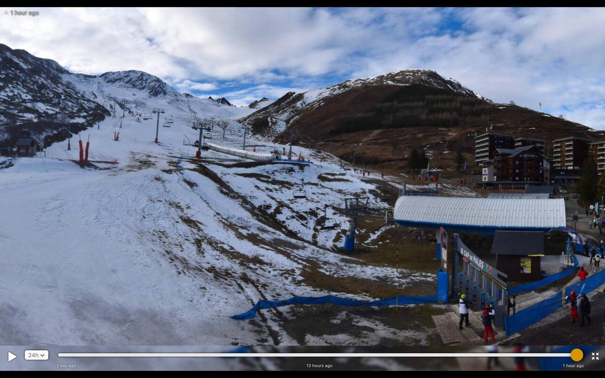 bberwyn's tweet image. Low tide in the Pyrenees ... The ever-growing extent of snowmaking infrastucture seems ludicrous in the face of global warming.