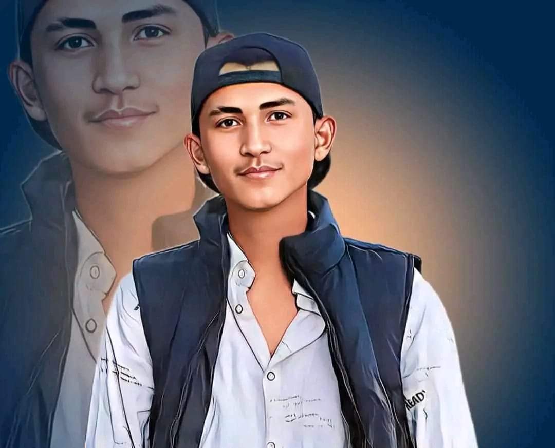 NabinaSht's tweet photo. निदाउन सकेको छैन !
चिनजान छैन तैपनि सोच्नै सकेको छैन 
कसैको जीवन यति सस्तो कसरी हुन्छ ?
ती आमा बहीनीले कसरी मन थाम्नै?
गोली लागेको खबर सुनेर ।
हार्दिक श्रद्धाञ्जली ।
तिम्रो सपना अधुरो भयो। स्वर्गमा बास होस । https://t.co/APT3SwnqhO