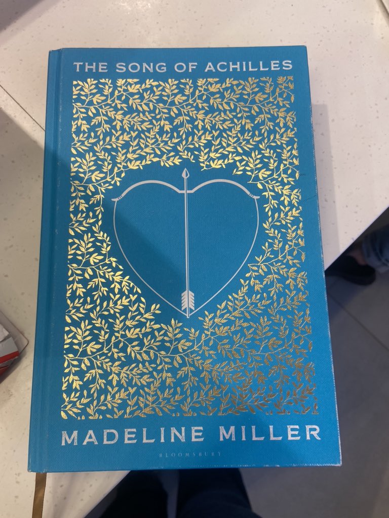vaIereads's tweet photo. my friend got me this for christmas :((((((((((((( https://t.co/RpiScJUzbR