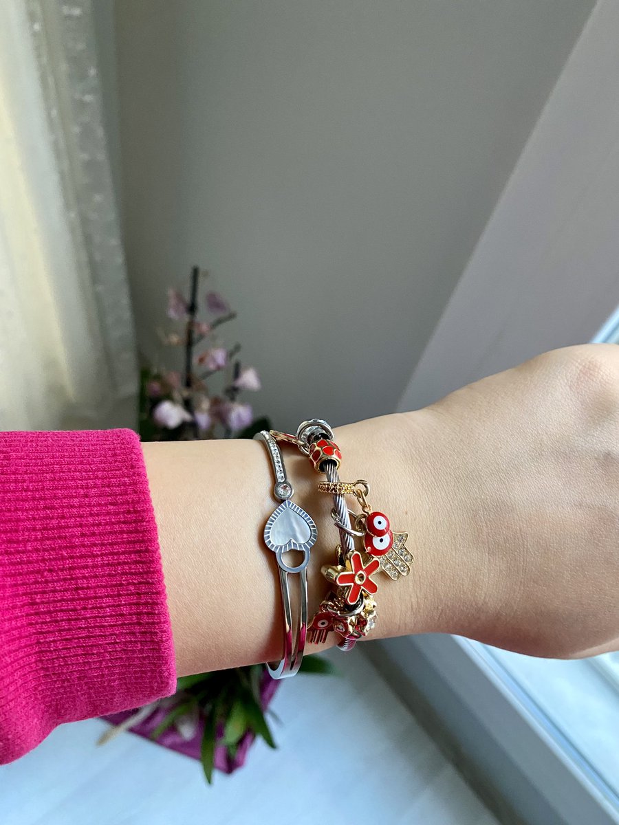 Kızlar bir erkeğin size pandora almasına gerek yok kendimizde alabiliriz🤍