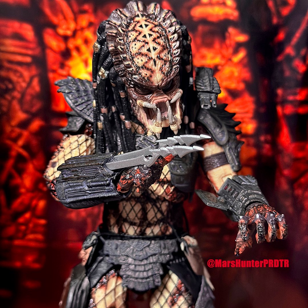 City Hunter Predator 🏙️🤎

@PREDATOR #PREDATOR #CityHunterPredator #CityHunter @NECA_TOYS #NECA #NECAPredator