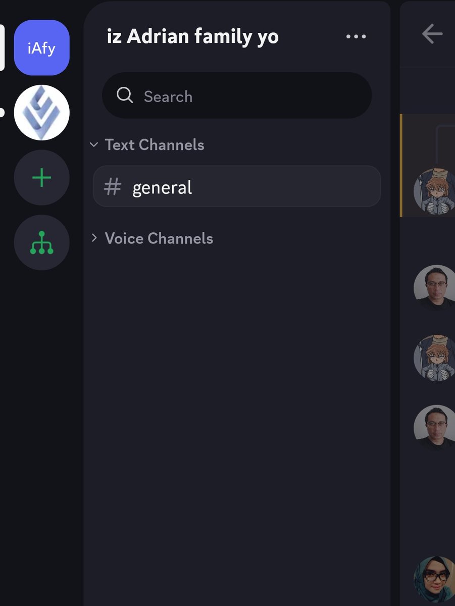 yuriadrianw's tweet photo. Grup family di Discord ini cuma dipakai kalau WA down atau error. 🫣😁 https://t.co/GvMKGOupdy