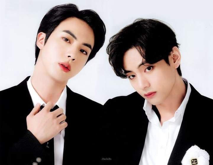 btsboyluv's tweet photo. Hoy es el inicio del TAEJIN December Party, pasen a ver todo el hilo Informativo aquí abajo les dejo todo!
¿Ya elijeron su líder? INFORMACION completa aquí abajo 🔽
#StreamOnSpotify
#StreamOnYouTube
#StreamOnAppleMusic
#TaejinDecemberParty https://t.co/4ON5K0wCZ7