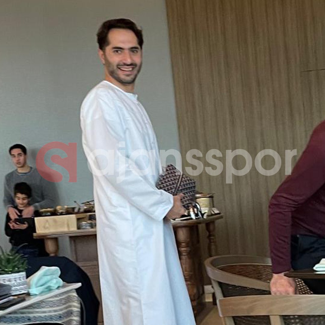 Bizler Atatürk'e saygısızlık yapılan yerde maça çıkmayın diyoruz. TFF yöneticisi Hamit Altıntop, Suudilere şirin gözükmek için onların kıyafetini giyip sırıtıyor. Yazıklar olsun, size diyecek sözler tükendi.