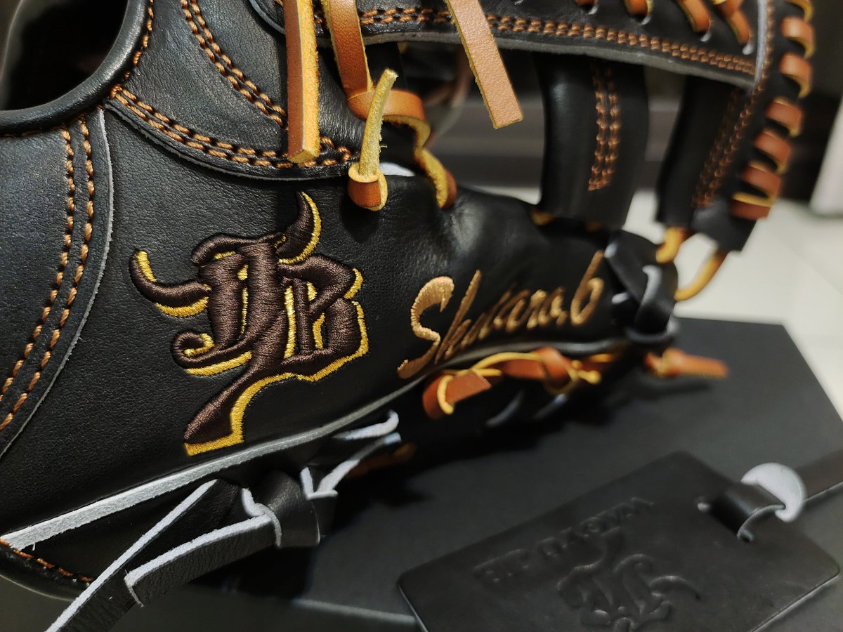 SHUTARO71823482's tweet photo. 和牛jbの006型自分に合う過ぎて、🇯🇵#タグチスポーツ さんで三個目の006オーダーしました(2024来シーズン用😅)!!
本日は4ヶ月待ち無事に台湾🇹🇼届きました🙏
@tagucihsp @道太店長ありがとうございます!!!🙇
#和牛jb @ballpark2002 https://t.co/BJWhAhIYFU