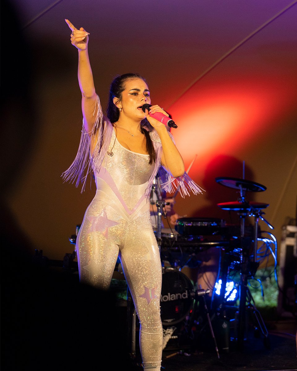 DynamicEventsIE's tweet photo. In July, we had Qualapalooza - an unforgettable Corporate Summer Party for @qualtrics
Dive into these captured moments and feel the buzz of this music festival-themed corporate event.
#Qualapalooza #CorporateParty #SummerCelebration #QualtricsFun #DynamicEvents @qualtricslife https://t.co/fCFmkqfbRW