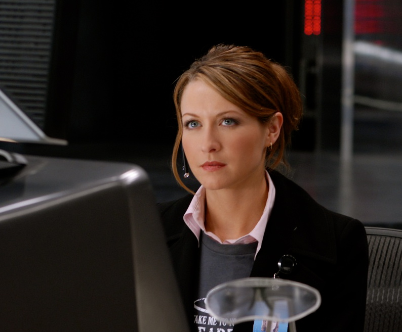 Disney_Wiki's tweet photo. Happy Birthday, Ali Hillis
For Disney, she portrayed Agnes Bright in 2012 film, #SantaPaws 2: The Santa Pups, Astro Spalding in #SpaceBuddies and Angela in #BeverlyHillsChihuahua.
She also voiced Toriko and Mitsuki in #Stitch! and Pepper Potts in #MarvelDiskWars: The Avengers. https://t.co/uB4vRNXTOq