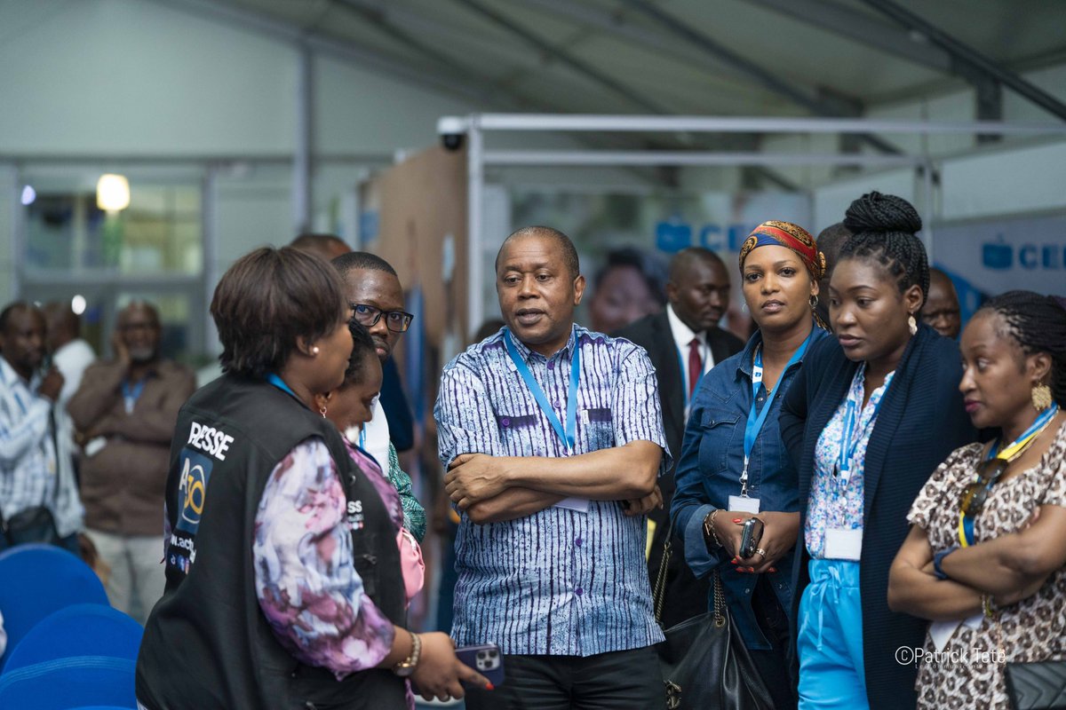 ikadejong's tweet image. UN MOMENT D’ ANALYSES AVEC MR #KADIMA @dkadimaofficiel LE PRÉSIDENT DE LA @cenirdc !
#electionpresidentielle2023
📸 @PatryckTete