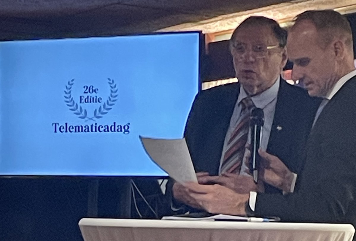 Bij het sluiten van de 26e #Telematicadag kondigt aalmoezenier Van Welzenes aan dat het KSCC een eigen simulator krijgt, als aanvulling het kenniscentrum om nog meer jongeren aan te moedigen kennis te maken met de binnenvaart.