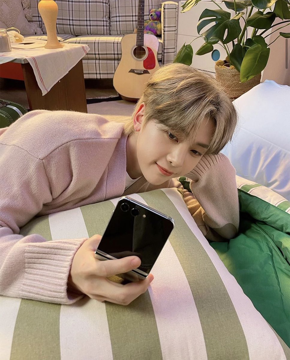 taerae_trtr's tweet photo. GoodNight 🛌
#석매튜 #김태래 #리키 https://t.co/8b9n89xK8y