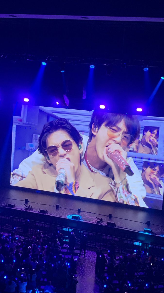 seokjinfile's tweet image. happy birthday taehyung 🐯🐻💜
#HAPPYVDAY