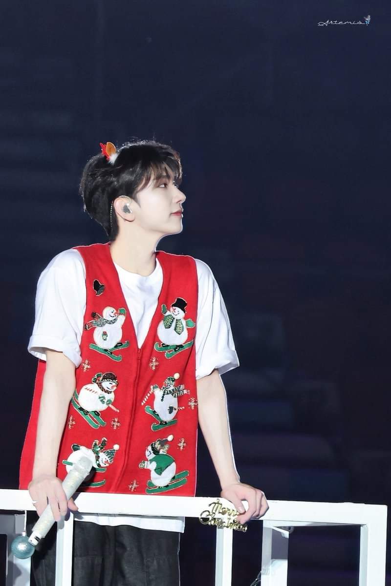 vonhung0709's tweet photo. 생일축하해!!! 우리 슈아 항상 건강해!!! 🦌🖤
#조슈아_태어나줘서_고맙다고_안아주고싶어
#yoshiyoshishuaday
#조슈아
#JOSHUA 
#생일축하한다_슈아 https://t.co/4wb7EKVc9p