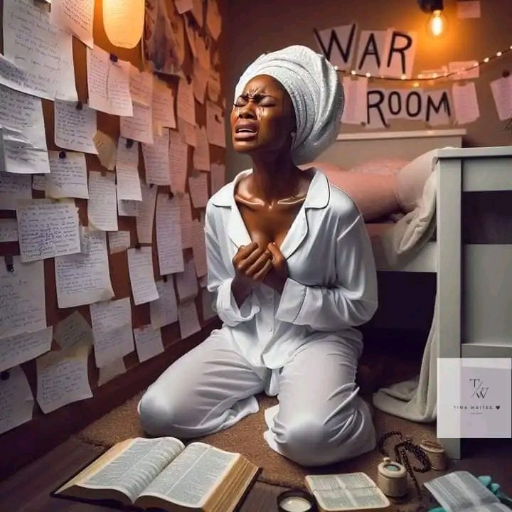 assi_ganme's tweet photo. Si je n’ai plus de mots, écoute le silence de ma voix, les battement de mon cœur et essuies mes larmes 
#Yeshua #Allah 🙂♥️

#JummahMubarak 📿 https://t.co/wGF10lIPOG
