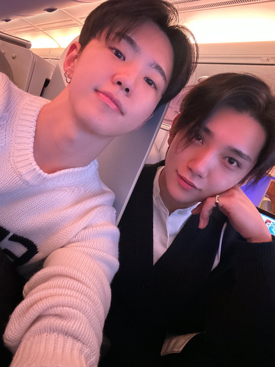 wonubliss's tweet photo. Hoshi and Joshua 🌟🩶 https://t.co/PUWr7pI1Zx