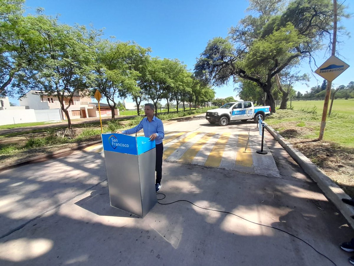 El Periódico tweet media