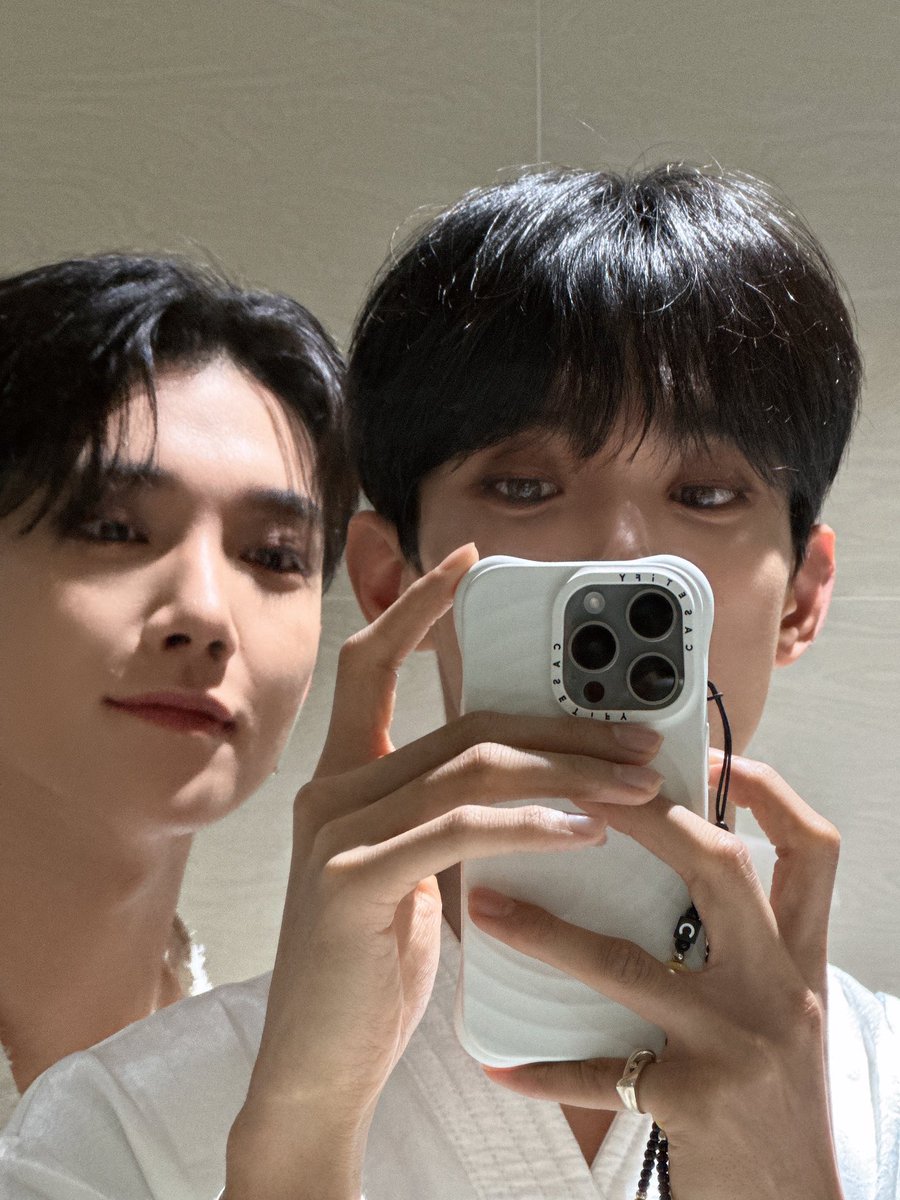 wonubliss's tweet photo. Dokyeom and Joshua 🌟🤍 https://t.co/TOztk4CbKm