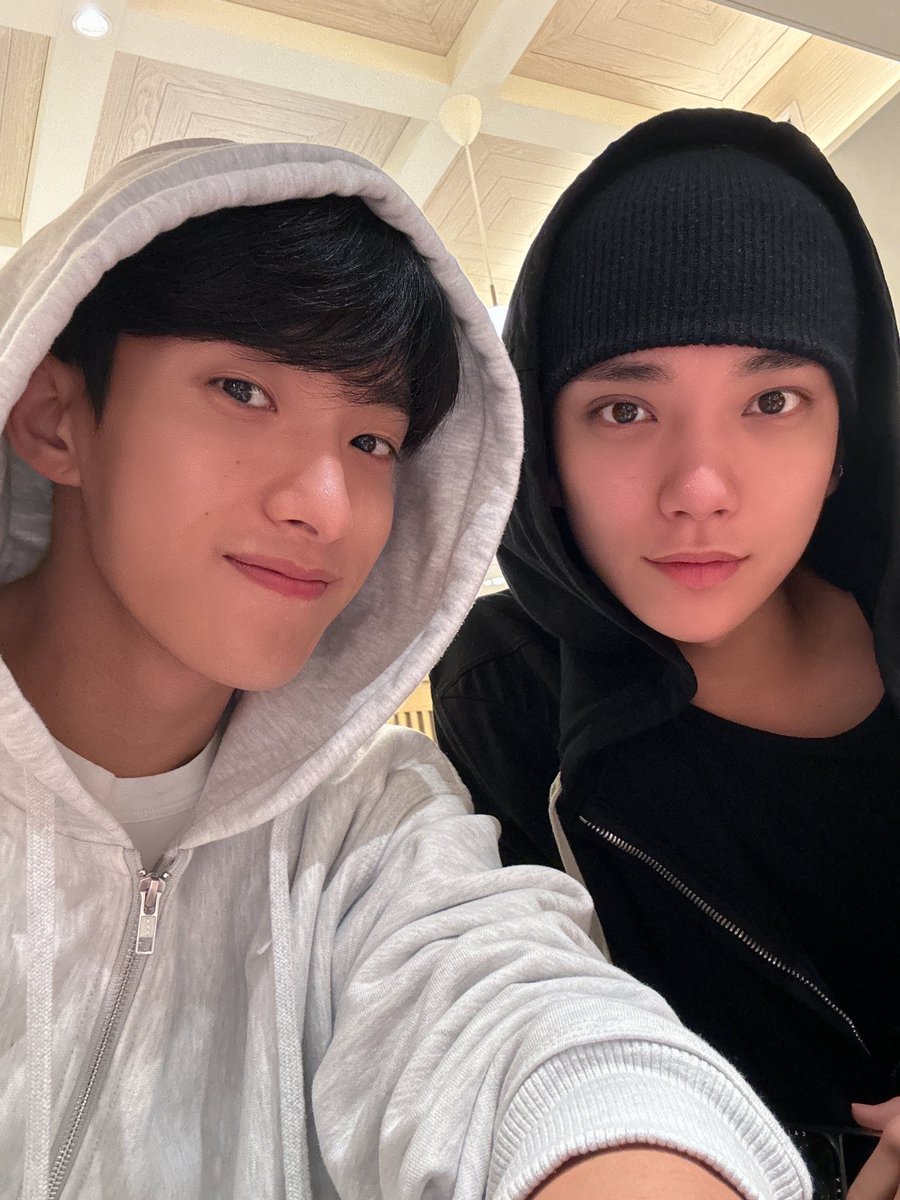 wonubliss's tweet photo. Dokyeom and Joshua 🌟🤍 https://t.co/TOztk4CbKm