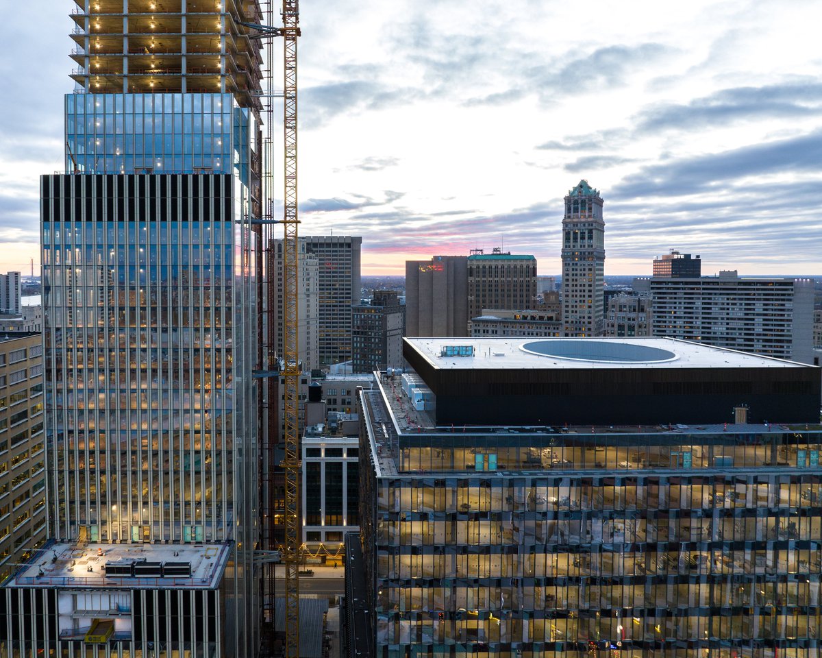 BedrockDetroit's tweet photo. Bedrock’s progress with developments and technology in 2023 further put #Detroit at the forefront of the conversation surrounding city-building and innovation. 🏙️
🏗️ Progress on the Hudson’s Site
💻 Urban Tech Exchange #UTX
🚙 Detroit Smart Parking Lab #DSPL
🚧 New development announcements: Vertical Harvest, Gilly’s and the Development at Cadillac Square
🎭 National Theatre façade deconstruction + preservation
Watch the full-length “Bedrock 2023 Rewind” video here: https://t.co/Hlwmb3SHyg
#2023Rewind #CountdownNewYear #Development #Technology
