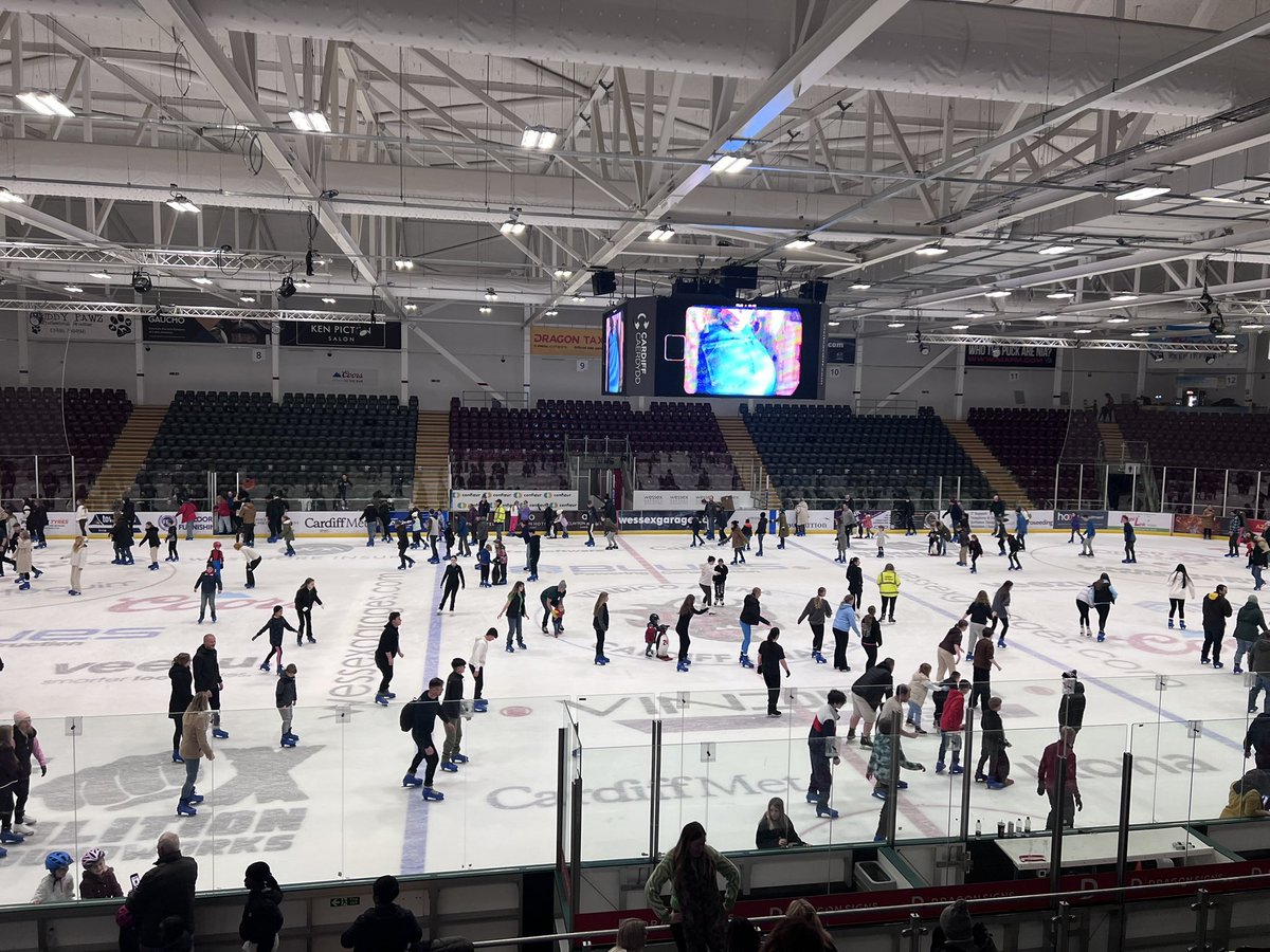 CSmith_Laker4's tweet photo. @VindicoArena as a suggestion, instead of playing music videos you should put a notice on the jumbotron “No skates on the concrete” the paint “No skates” on the steps have been destroyed by people walking on the concrete with their skates.. https://t.co/a2D4IhCfIb