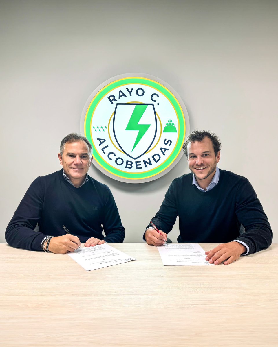 crecemos dentro del mundo del fútbol para aportar nuestro desarrollo tecnológico a nuestros deportistas, agradecemos al @RayoAlcobendas esta alianza por la defensa de un deporte más seguro #protegetucabeza #futbolprofesional #deporteseguro