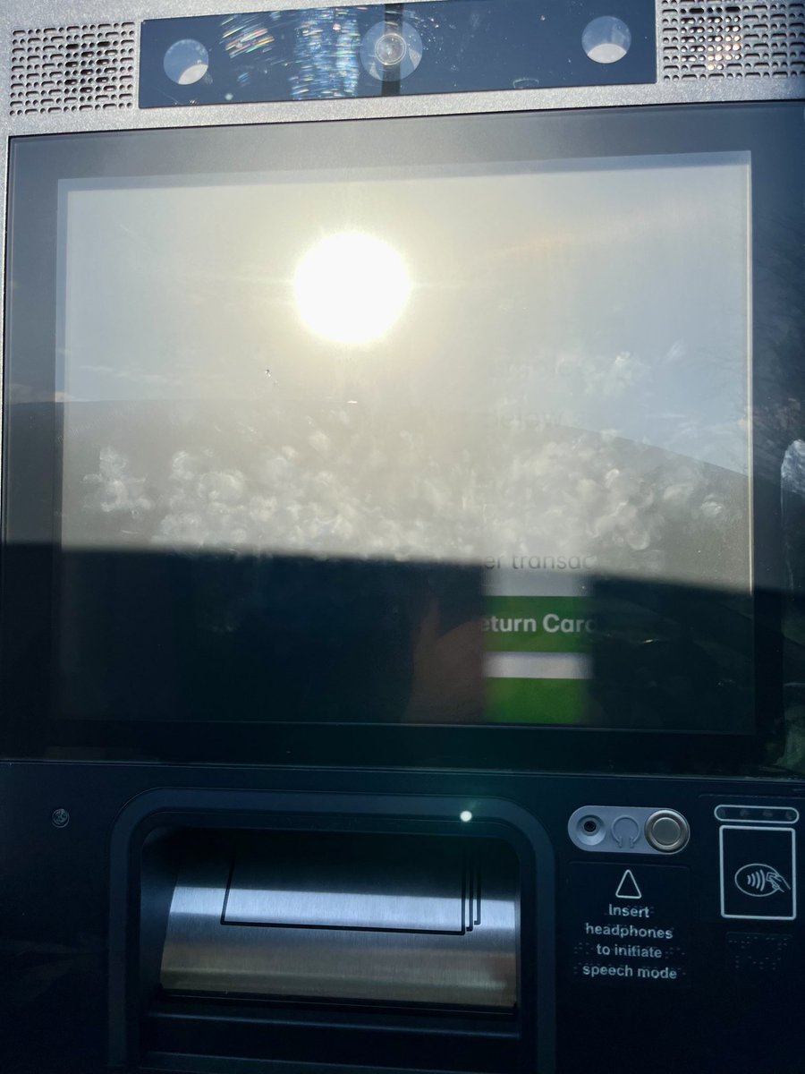 joearcieri's tweet photo. PUBLIC SERVICE ANNOUNCEMENT: The new TD Bank ATM machines can only be used on cloudy days. 🤣🤣🤣. #atm #tdbank #atmfail https://t.co/jKPctxbuBP