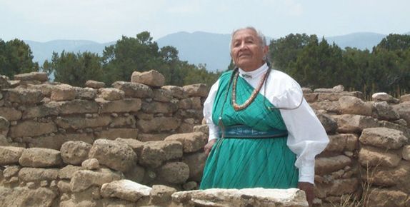 ANA_ACFgov's tweet photo. Today we celebrate the 18th Anniversary of the Esther Martinez Native American Languages Preservation Act being signed into law to promote the survival and continuing vitality of Native American Languages. https://t.co/FDfHpBRyyQ