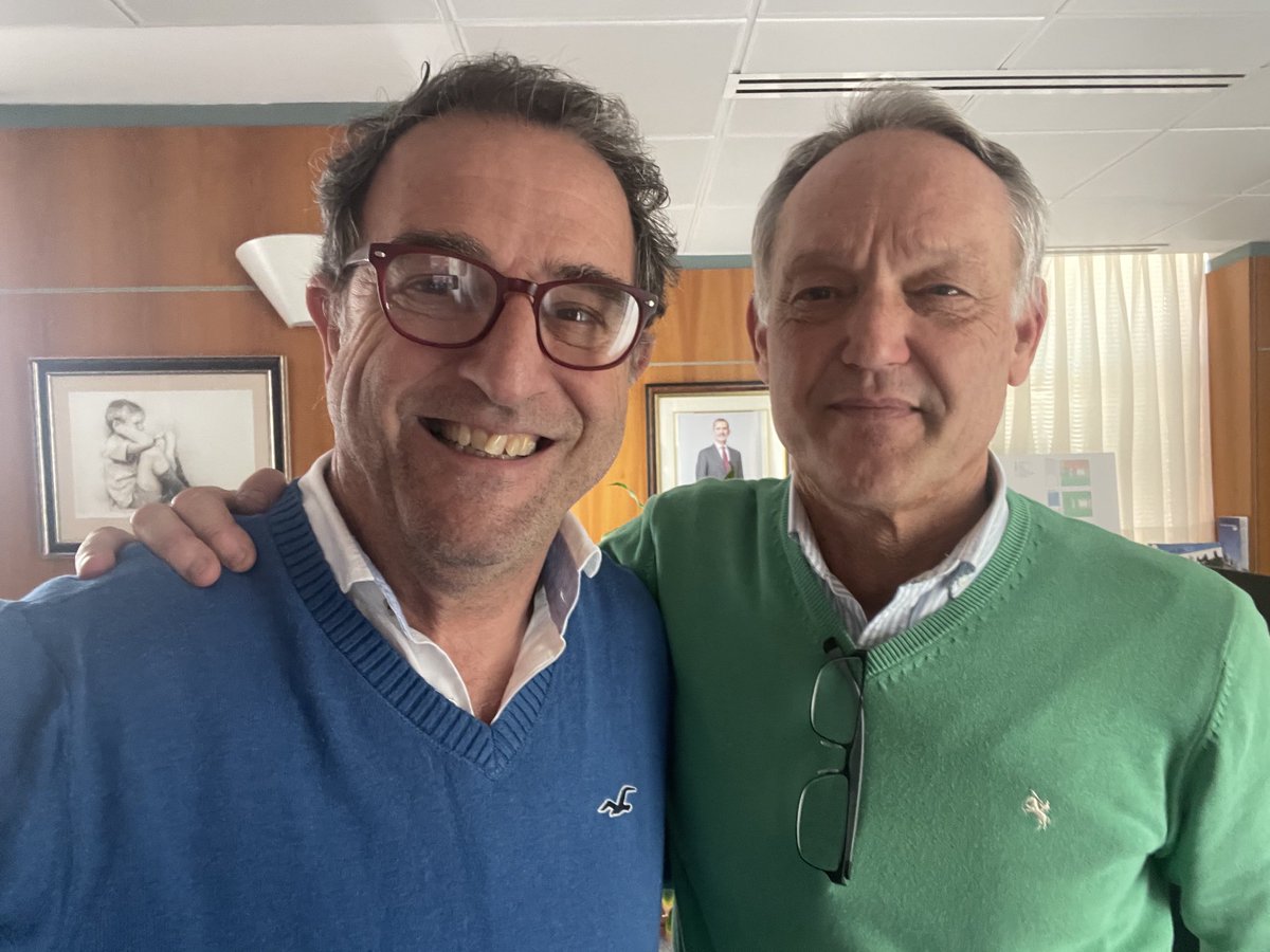 José Luis Hornero, compañero y amigo, se jubila, hoy ha sido su último día de trabajo al frente del Servicio de Planificación y Evaluación Asistencial de la Delegación Territorial de Málaga. Su trabajo ha sido de DIEZ! Gracias amigo! Disfruta de tu tiempo! ⁩ ⁦<a href="/saludand/">Consejería de Sanidad, Presidencia y Emergencias</a>⁩