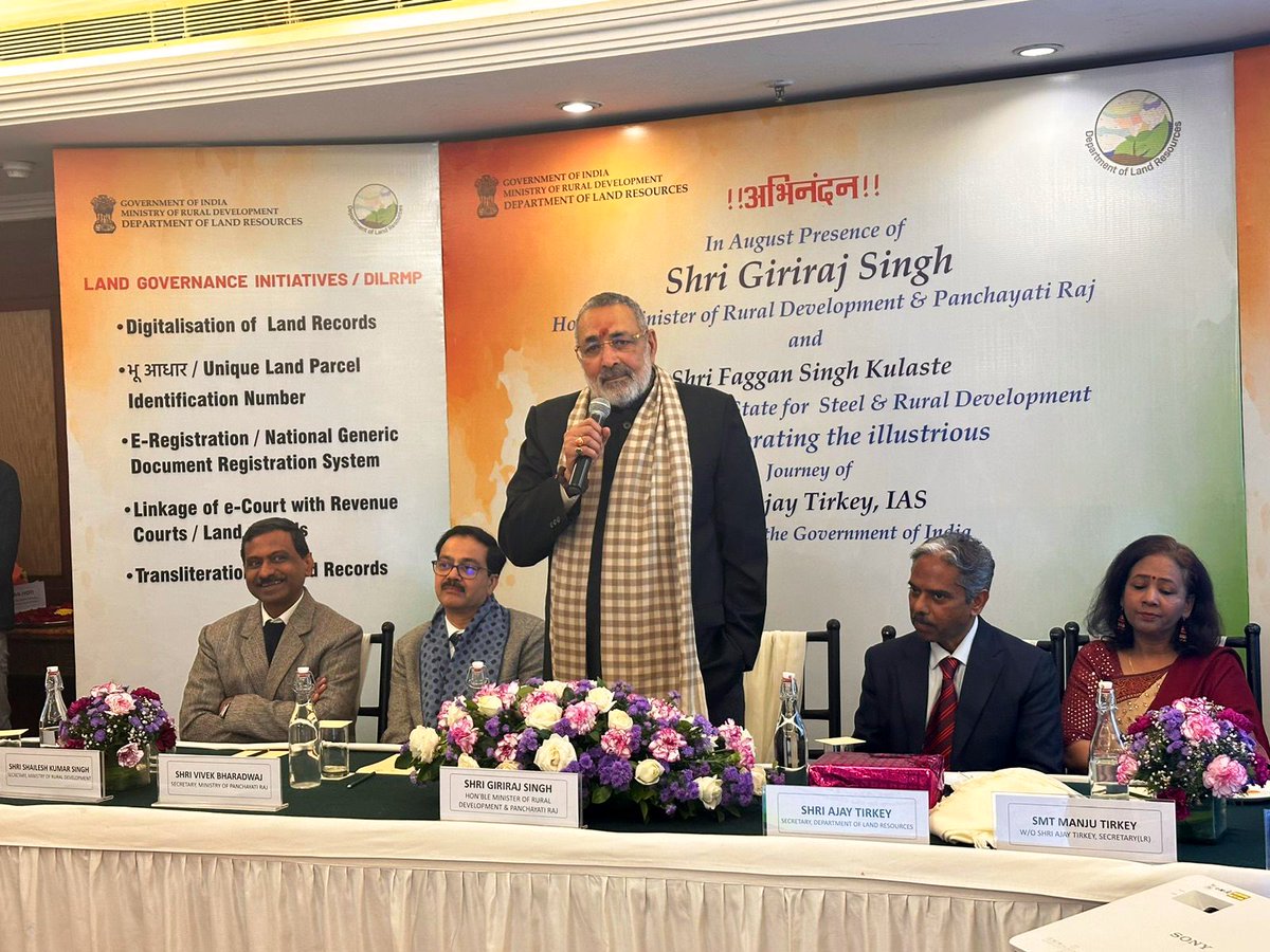 girirajsinghbjp's tweet photo. Attended the farewell of Land Resources Secretary Shri Ajay Tirkey, IAS. 
His exemplary service has been instrumental in the success of flagship schemes of the Modi Government, including DILRMP, ULPIN, watershed development, and more. 
Wishing Shri Tirkey ji a grand success in all his future endeavors. His dedication and contributions have left an indelible mark, and he will be remembered for his outstanding service to the nation.