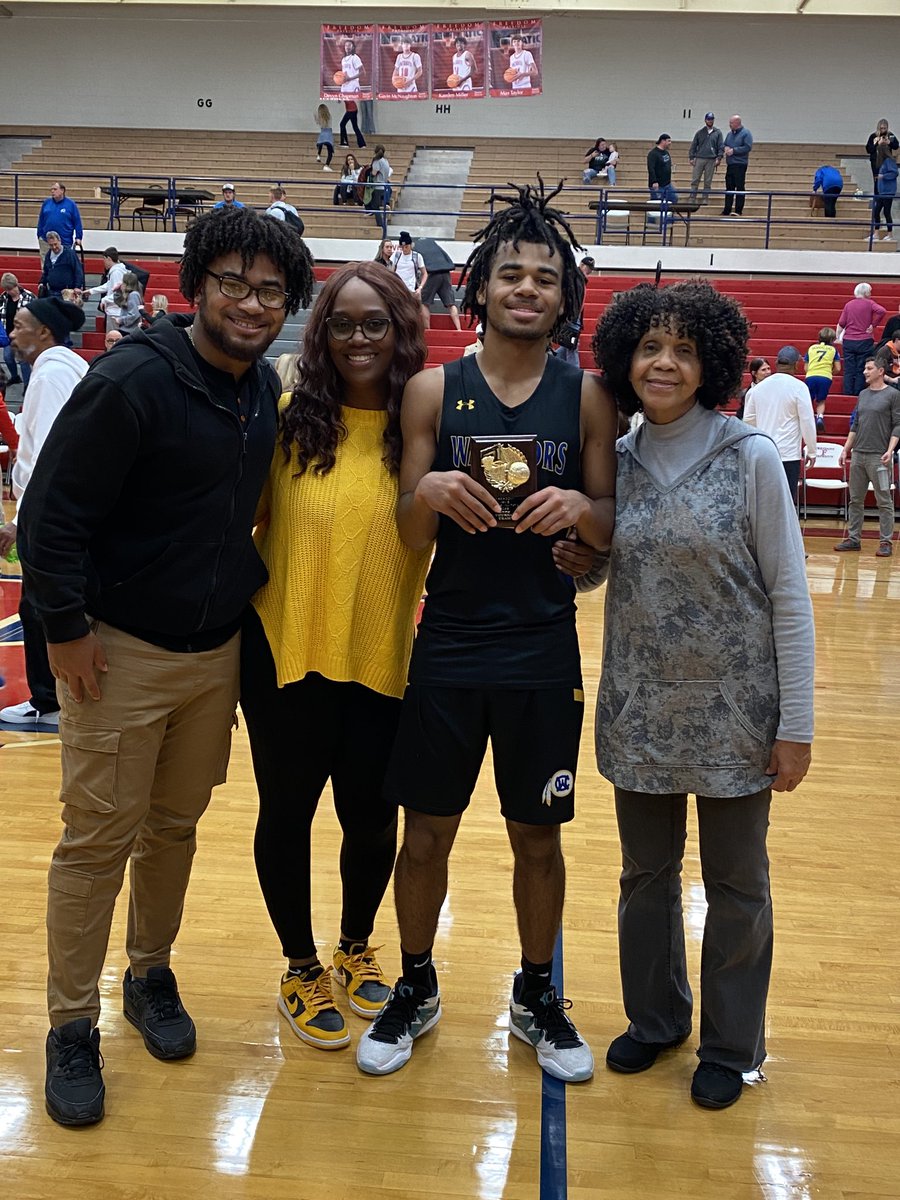 MernaeMyers's tweet photo. Congratulations to West Caldwell for winning the Freedom invitational Christmas tournament. Congratulations Nylan Battle, All Tournament Team https://t.co/ERtR90MkhT