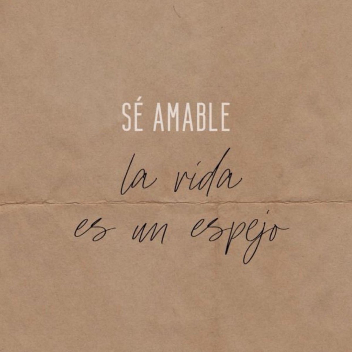 Siete cualidades para entrenar en #2024 🙌🏻

1. empatía: sentir con los demás
2. curiosidad: preguntar
3. resiliencia: recuperarse
4. integridad: hacer lo correcto, incluso cuando no te vean
5. gratitud: valorar cada detalle
6. alegría: en lo simple
7. compasión: bondad en acción