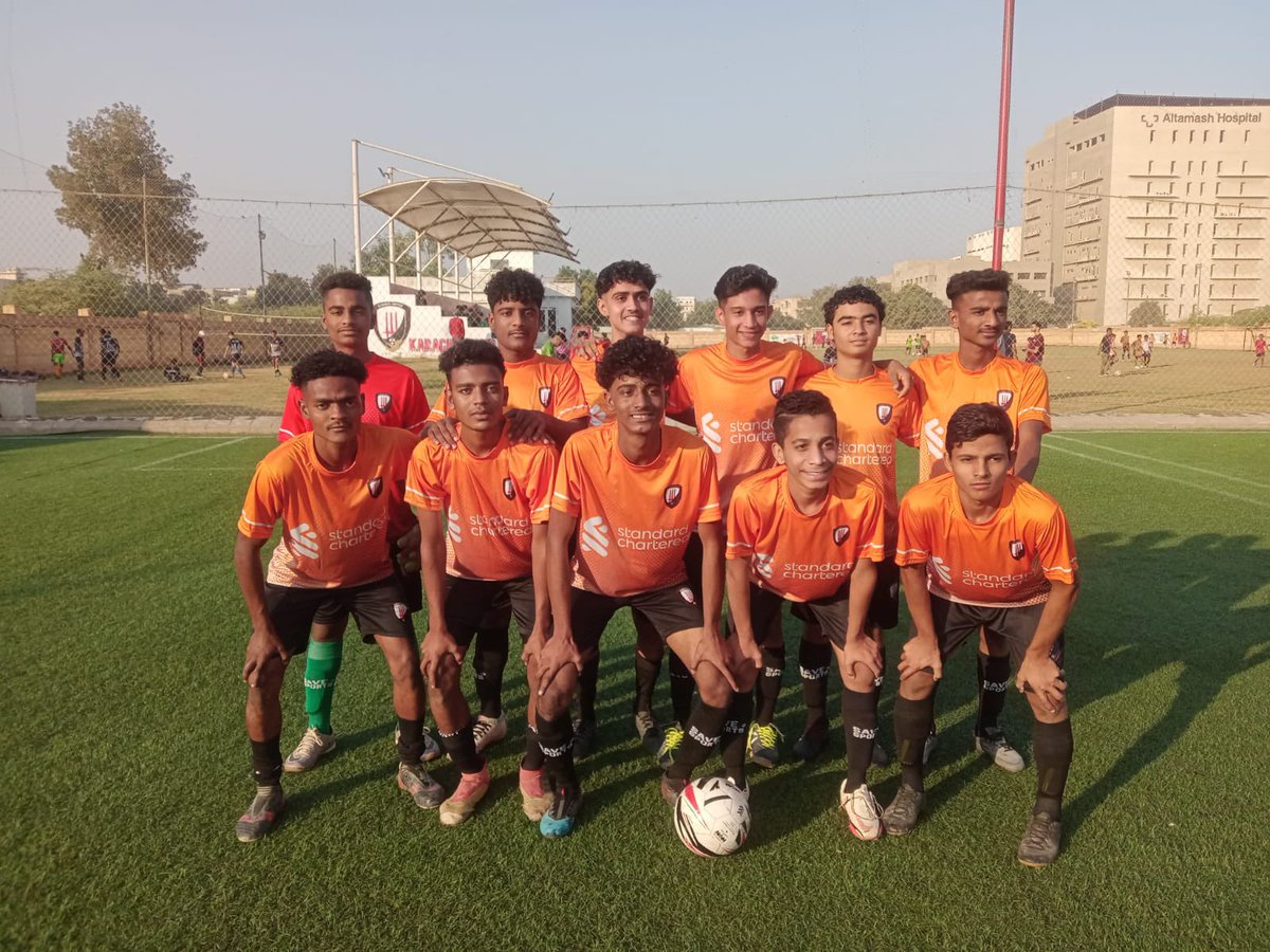 mahin_baloch's tweet photo. Mistagh foundation lyari qualified with six goal under 16 quarter final match
VS
KU Cefa Center
today at 29-dec-2023
#standardchartered
#mistaghfoundation
#KarachiUnited
#footballplayer
#football https://t.co/Jd9V9HIqmi