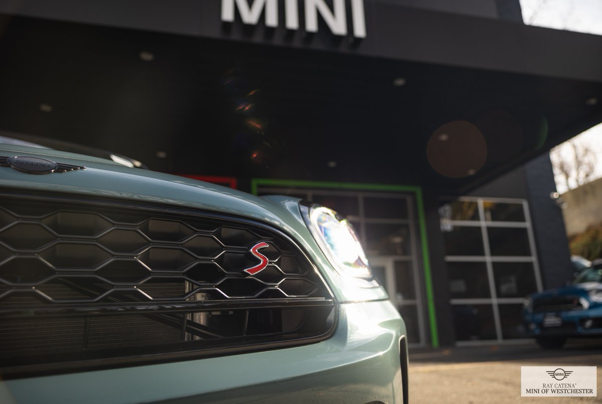 From urban joyride to off-road adventure, the 2024 MINI Countryman is always ready to make a great escape.
🔗 bit.ly/3ZkQFEB
.
.
.
#raycatenaminiofwestchester #mini #miniofwestchester #minicooper #minicountryman #carshopping #cars #bestcars #westchester #westchesterny