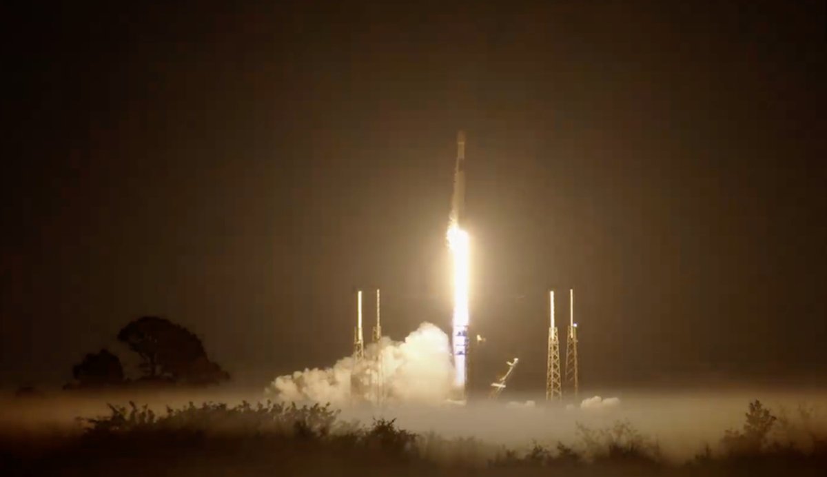 Chiusura d’anno per @SpaceX: il razzo #Falcon9 ha lanciato 23 satelliti @Starlink nell’ultimo volo del 2023 🚀🛰️⤵️ globalscience.it/48263/ultimi-l…