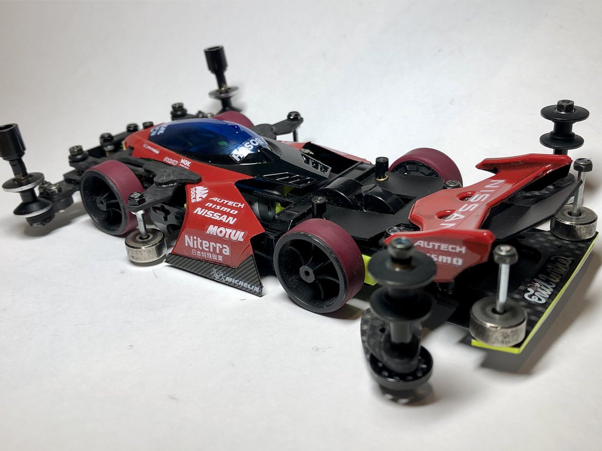 cody_mini4's tweet photo. 先日の新車
ボロボロになる前に📷
イメージは3号車。高星推しなので
#ミニ四駆
#mini4wd
#Niterra
#MOTUL
#NDDPRacing
#nismo
#MICHELIN https://t.co/AujLztdROS