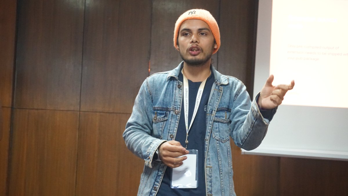 gdgkathmandu's tweet photo. Dart and Flutter DevTools extension by Damodar Lohaniโจโจ
How has the DevTools extension transformed your workflow? ๐คฏ
#GDG #DevFest23 #devfest2023 #gdgkathmandu #flutter #devtools #dart https://t.co/q9xGZFm91F