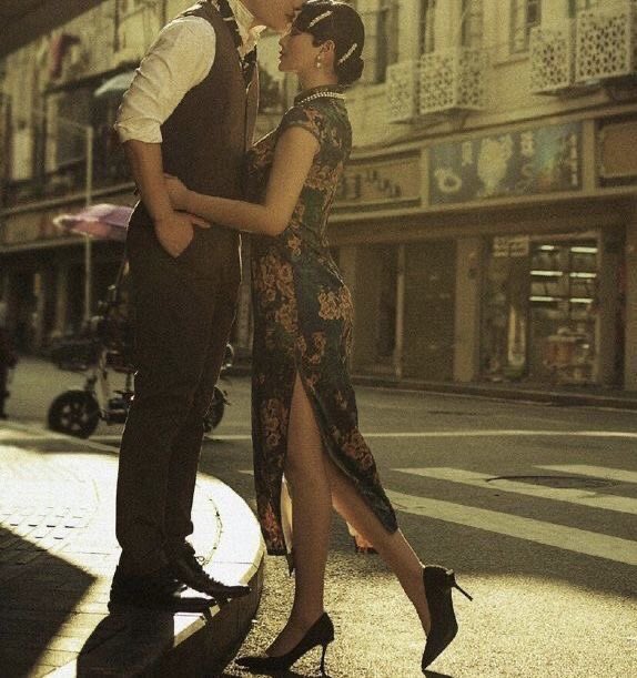 nayladaily's tweet photo. ∘₊✧ ─── 𝐂𝐮𝐫𝐫𝐞𝐧𝐭𝐥𝐲 𝐑𝐞𝐚𝐝𝐢𝐧𝐠 :

˗ˏ✎*ೃ˚ : Foul Heart Huntsman  

╰┈➤ Chloe Gong . ˚ *ೃ༄

: ̗̀➛ Part of #16InDecember and #DecemberReadathon 
◛ ⑅·˚ ༘  Hosted by @nayladaily and @yourboobuddy https://t.co/e695VyYsO1