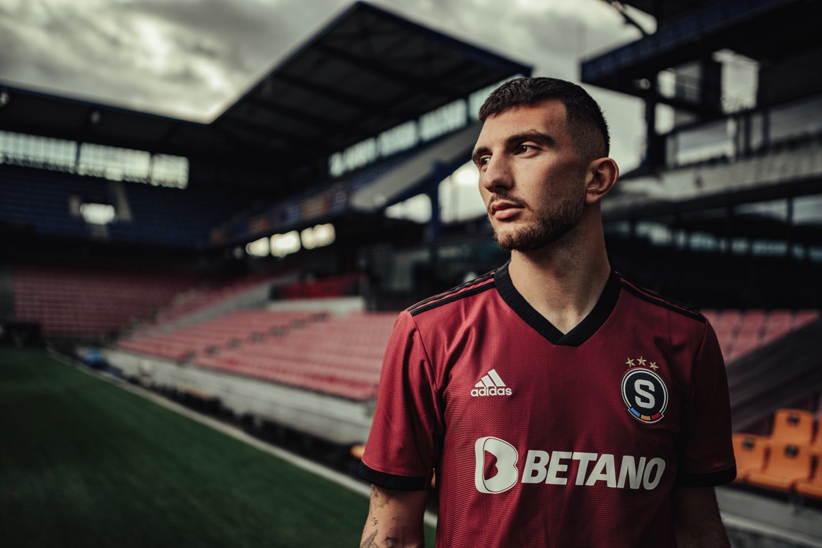 ACSparta_CZ's tweet photo. Ať se Ti v tom nejkrásnějším dresu daří, Indrite! 🫶 #acsparta https://t.co/H2MuWYFJiv