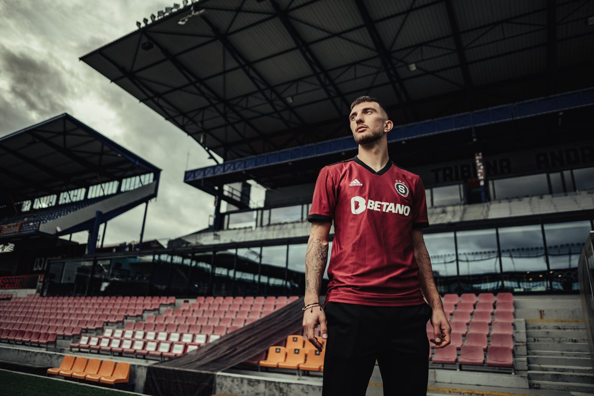 ACSparta_CZ's tweet photo. Ať se Ti v tom nejkrásnějším dresu daří, Indrite! 🫶 #acsparta https://t.co/H2MuWYFJiv