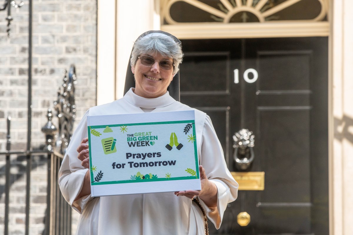 CAFOD's tweet photo. Throughout the year, Catholics from across England and Wales have raised their voices to call for a better world despite the many challenges posed by 2023. 

Learn more about out latest campaigns ⤵️ 

https://t.co/gNhkuNnY04 https://t.co/DceqRpPbWI