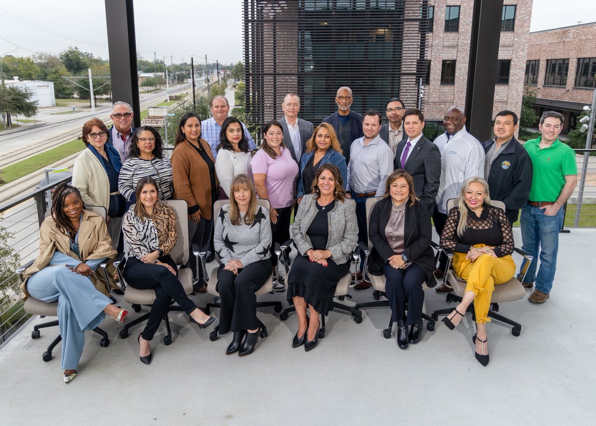 We want to thank our returning Houston East End Chamber Board of Directors for their continued support and welcome our new Board Members! This group of dedicated members and strong leaders will make our 2023-24 Fiscal Year one to remember!
 
We appreciate every single one of you!