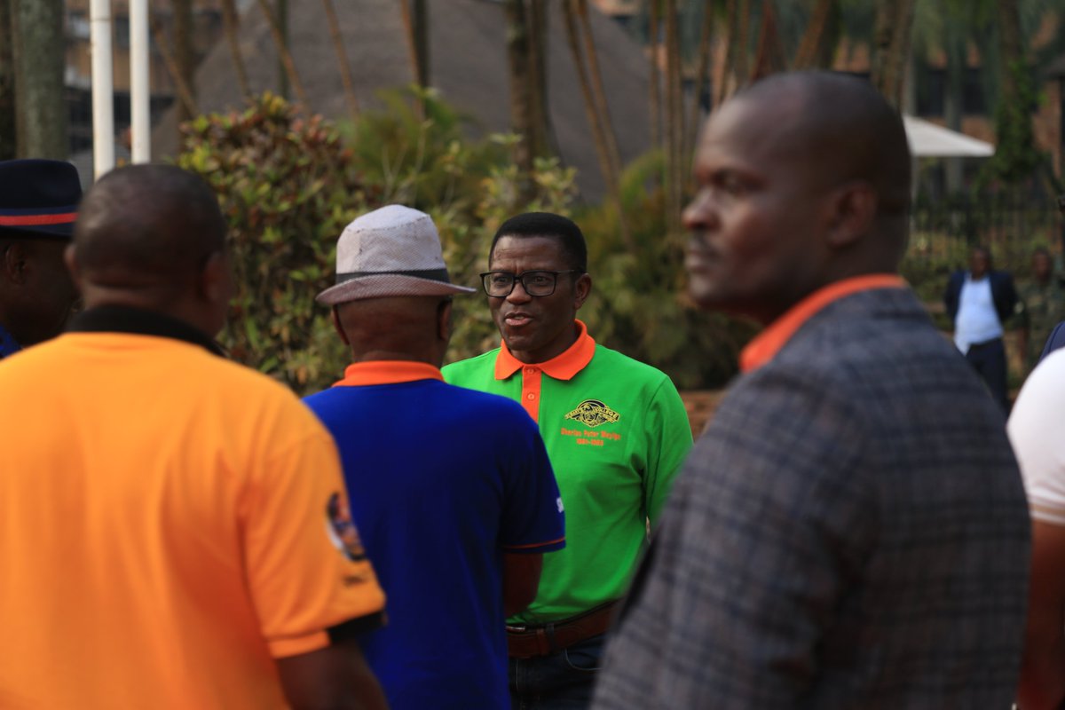 Smack 70s tweet media