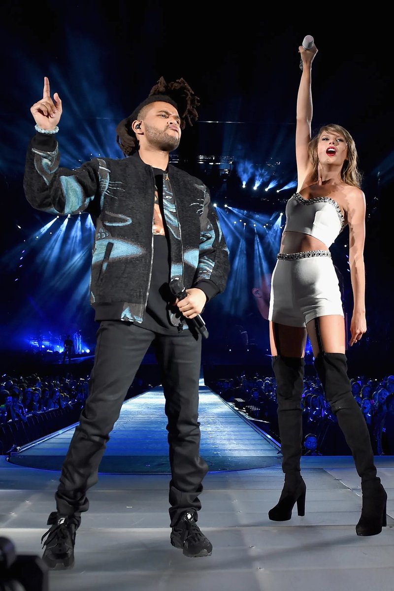 NewsWeeknd's tweet photo. Spotify Update — Monthly Listeners:

#1. Taylor Swift — 110,699,345 (-356,888) 
#2. The Weeknd — 109,996,914 (+108,560) https://t.co/DAukgbRQiq