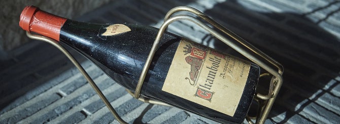 Livex's tweet image. &quot;All indicators are pointing towards a flight to safety whereby collectors are narrowing their focus to the most established and liquid brands...&quot; says Justin Gibbs, deputy chairman and exchange director at Liv-ex in this @WineSearcher article: bit.ly/3twtcGP