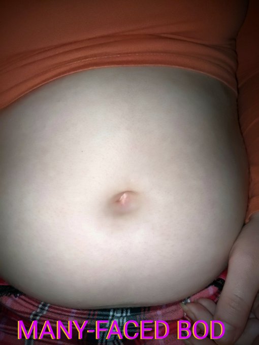 This surplus of Christmas cookies got me stuffed like a stocking.  #belly #stuffed #redhead https://t<a href="/tag/redhead"class="tags"><span>#redhead</span></a><a href="/tag/belly"class="tags"><span>#belly</span></a><a href="/tag/stuffed"class="tags"><span>#stuffed</span></a>