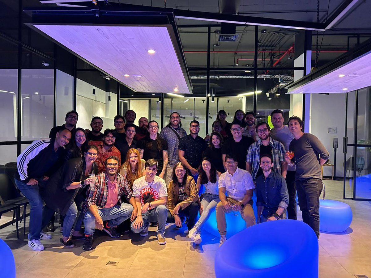 ImprovingSAM's tweet photo. Our End of the Year Party ππ»π₯π¦π·π¨π±πͺπΈπΊπΈ#leniolabs https://t.co/iCso6L90gb